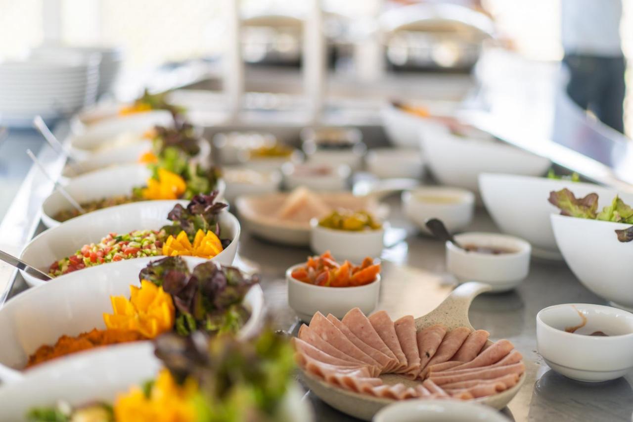 The Mirage Resort & Spa Hammamet Kültér fotó A buffet
